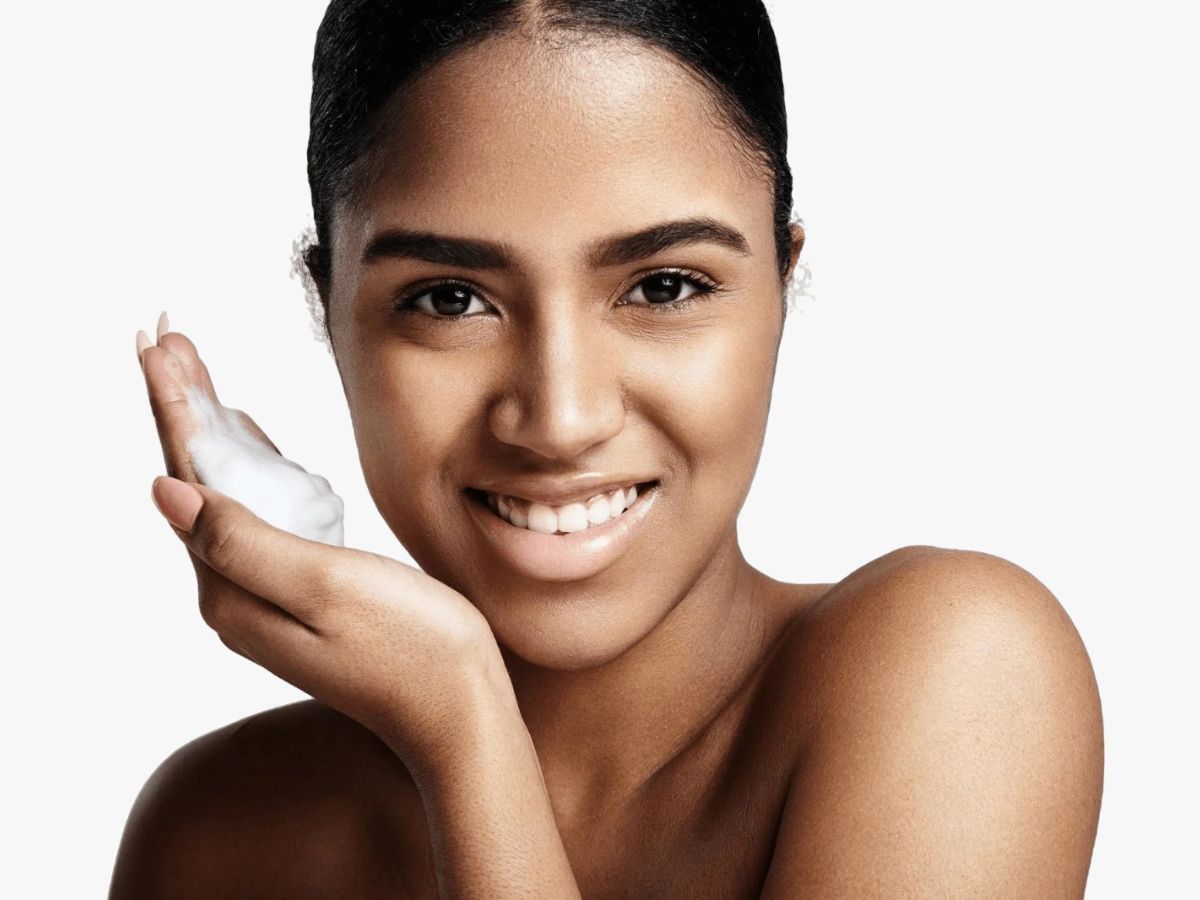 Skincare for Specific Concerns: Tailoring Your Routine for Optimal Results
