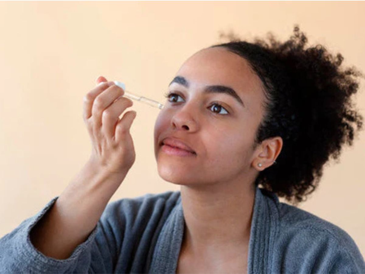 The Best Korean Retinol Serums That Will Have You Aging Backwards