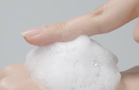 ISNTREE Hyaluronic Acid Low-pH Cleansing Foam 150 ml